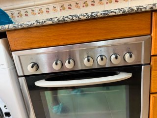 Vitrocerámica Balay Negra y horno