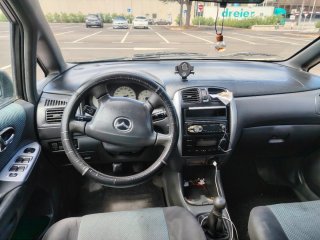 Mazda Premacy 2003