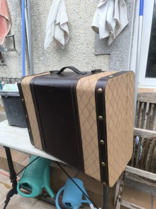 Baúl vintage cuero sintético