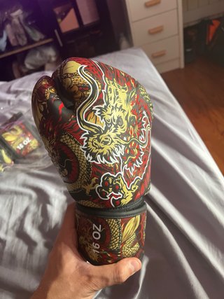 Casco Venum Boxeo y Guantes Buddha 16 OZ