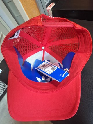 Gorra Adidas Roja Trucker