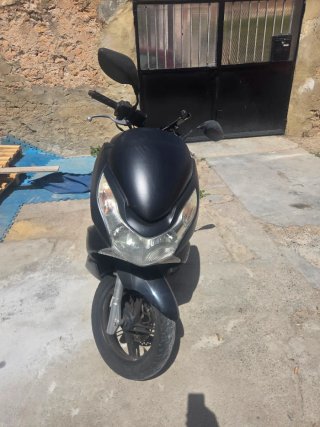 Moto Scooter Negra