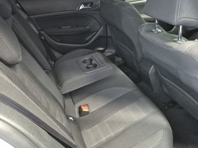Peugeot 308 5p Access 1.2 PureTech 130 S&S