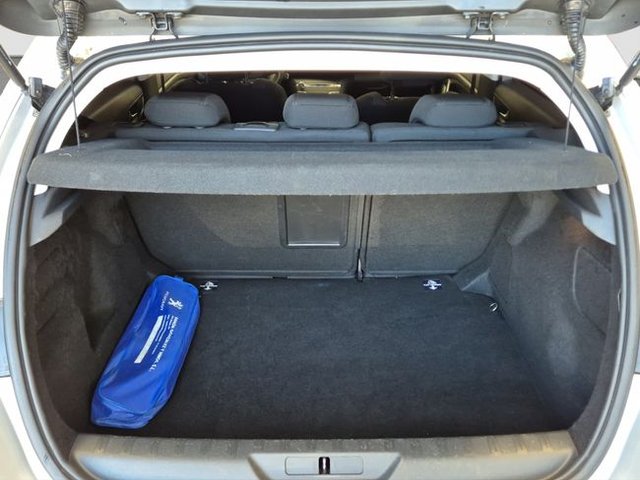 Peugeot 308 5p Access 1.2 PureTech 130 S&S