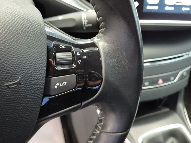 Peugeot 308 5p Access 1.2 PureTech 130 S&S