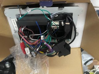 Radio Pantalla Táctil + Carplay adosado trasera