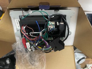 Radio Pantalla Táctil + Carplay adosado trasera