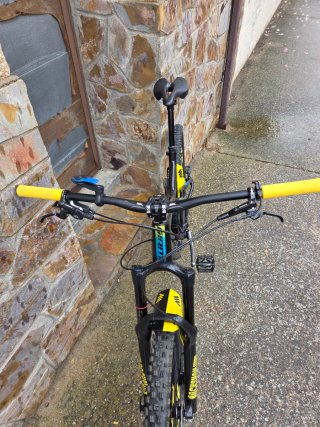Bicicleta Giant Reign 2