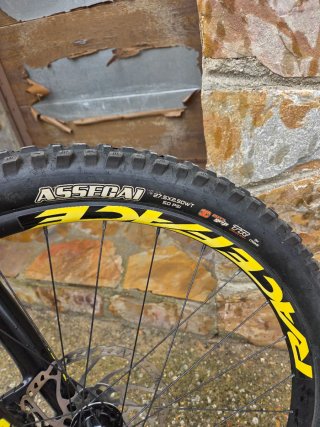 Bicicleta Giant Reign 2