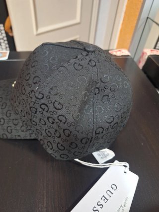 Gorra Guess Negra Logo