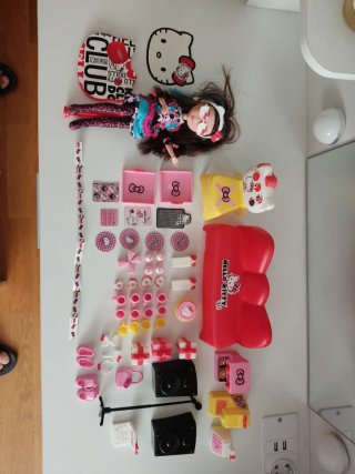 Maletín Hello Kitty Cafetería Club Completo