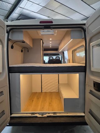 Furgoneta Camper camperizacion a estrenar