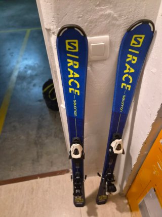 Skis/Esquís 120 cm