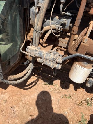 New Holland TN85FA Tractor