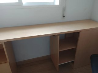 Se vende  precioso escritorio