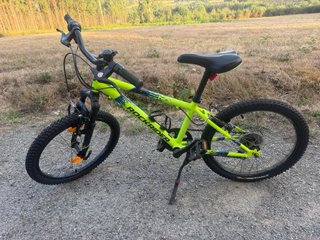 Bicicleta Rockrider ST 500 Infantil