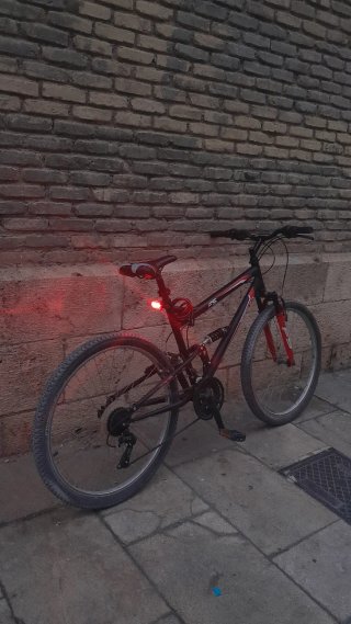 Bicicleta MTB FS Negra y Roja 70(Negociable)