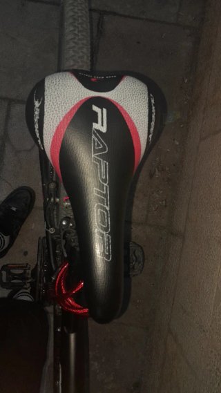 Bicicleta MTB FS Negra y Roja 70(Negociable)