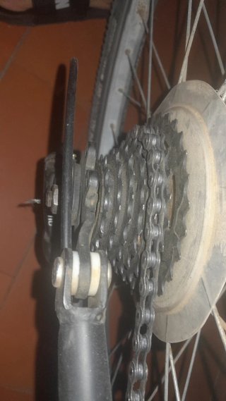 Bicicleta MTB FS Negra y Roja 70(Negociable)