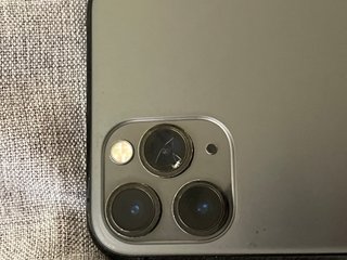 iPhone 11 Pro 64GB. Funziona, batteria 72%.