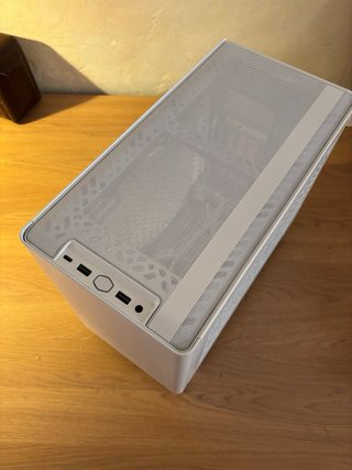 Torre Caja PC Cooler Master NR200 Blanco