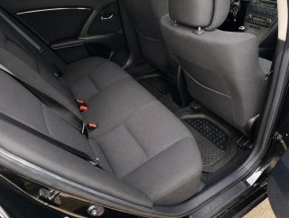 Toyota Avensis 2010