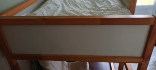 Cama litera Kura de Ikea.