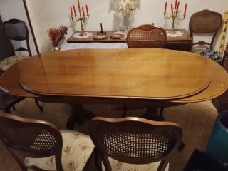 .Mesa de mqdera de roble y 6 sillas
