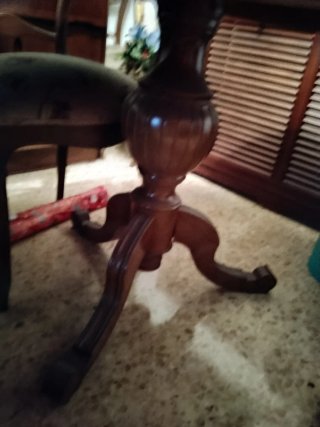 .Mesa de mqdera de roble y 6 sillas