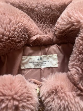 Abrigo de pelo sintético rosa H&M niña talla 134/1
