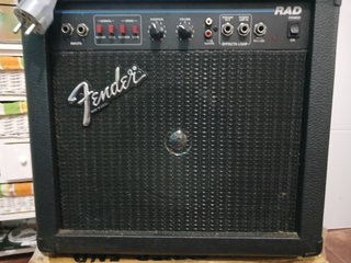 Ampli Fender R.A.D 75W 8 Altavoz