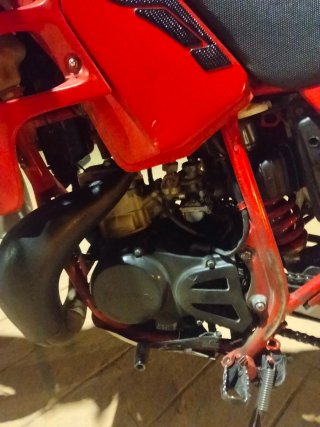Honda CRM 75R Enduro Roja y Blanca
