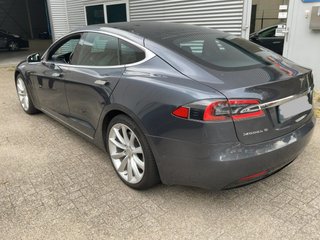 Tesla Model S 2018