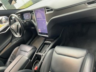 Tesla Model S 2018