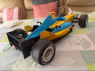 Scalextric RC F1 Renault R23 Alonso 1:10