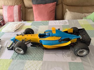 Scalextric RC F1 Renault R23 Alonso 1:10