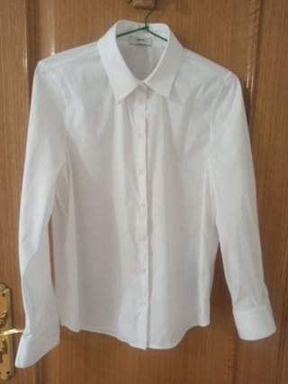 Camisa blanca  de Ikks. Talla 38