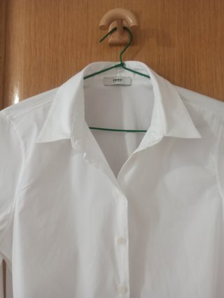 Camisa blanca  de Ikks. Talla 38