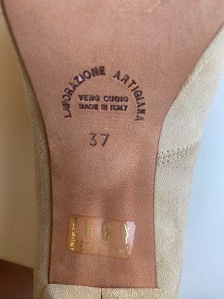 Zapatos tacón piel girada beige talla 37