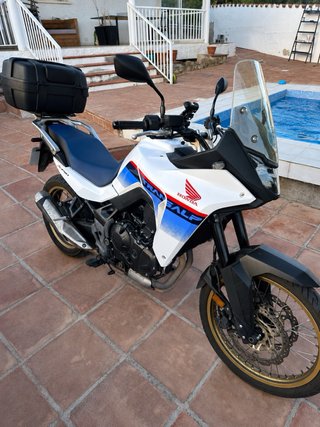Honda transalp 750