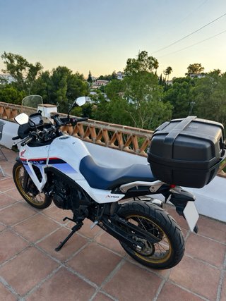 Honda transalp 750