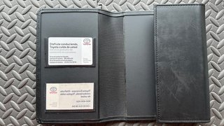 Manual Toyota Auris + Carpeta Original