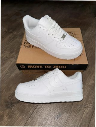 Nike Air Force 1 Blancas Talla 37.5