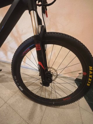 Bicicleta Cube Reaction C:62 Pro 29