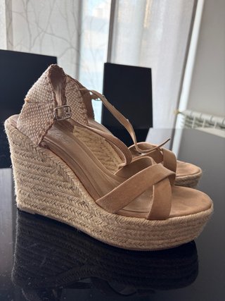 Cuñas Camel Talla 41