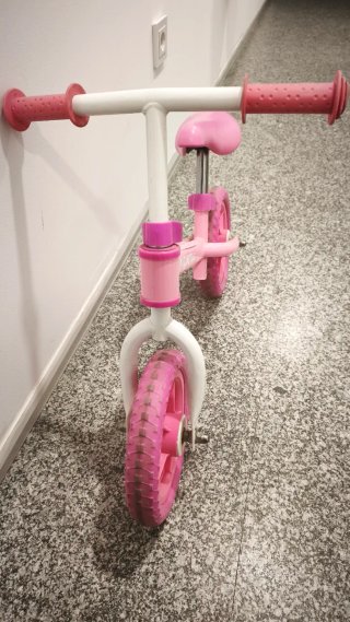 Bicicleta sin pedales rosa Juguettos