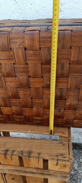 Antigua Maleta baúl almacenamiento mimbre y madera