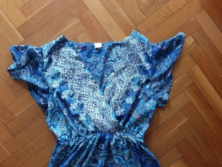 Vestido largo estampado azul y blanco