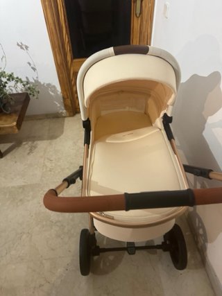 Trio di passeggini nuovi in scatola