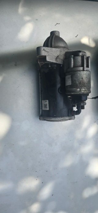Motor de arranque Opel Vivaro 2.0 CDTI